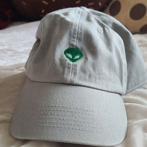 Alien hat